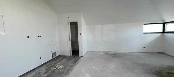 Здание 248м² в Пениши, Португалия № 145202 21