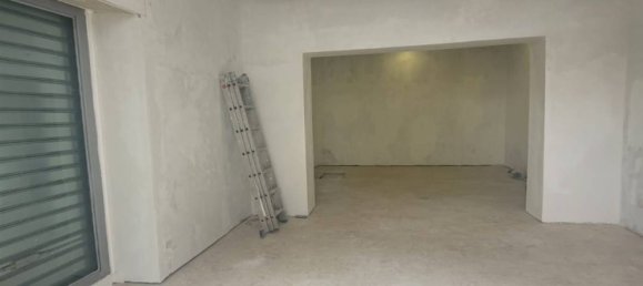 Propiedad comercial de 1 habitación en Belpasso, Italy No. 47545 6