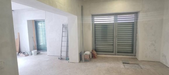 Propiedad comercial de 1 habitación en Belpasso, Italy No. 47545 4