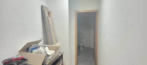 Propiedad comercial de 1 habitación en Belpasso, Italy No. 47545 11