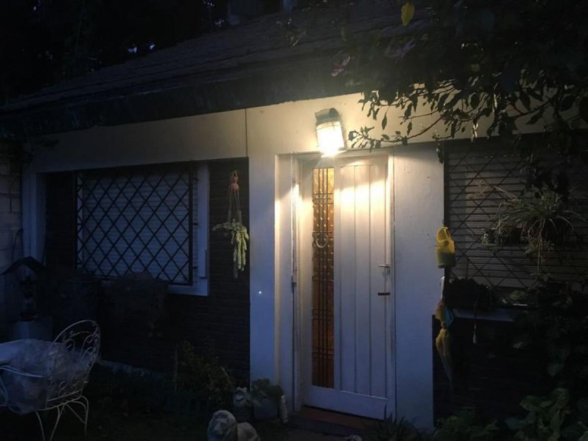 2 bedrooms House in Malvinas Argentinas, Argentina No. 59013