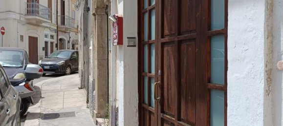 Casa de 5 habitaciónes en Mola di Bari, Italy No. 279586 12