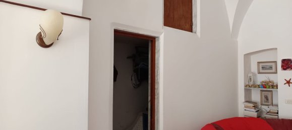 Casa de 5 habitaciónes en Mola di Bari, Italy No. 279586 14