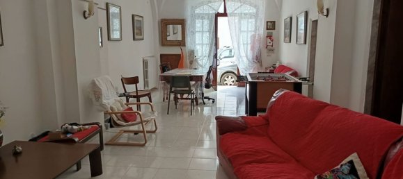 Casa de 5 habitaciónes en Mola di Bari, Italy No. 279586 13