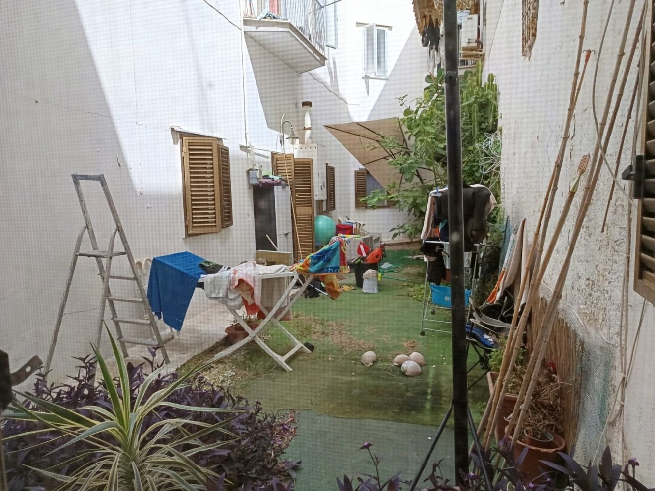 Casa de 5 habitaciónes en Mola di Bari, Italy No. 279586