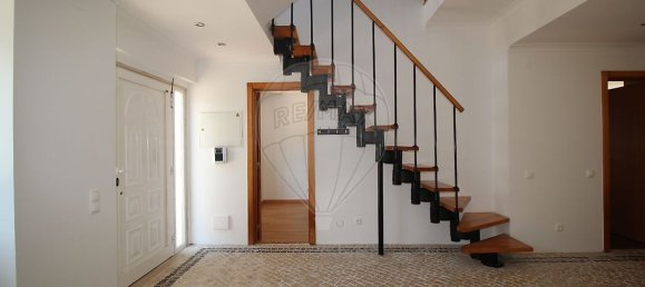 Дом с 4 спальнями в Синтра, Португалия № 229262 32