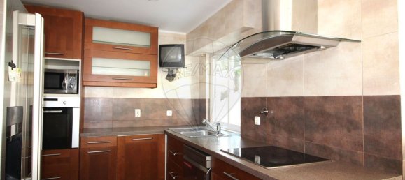 Дом с 4 спальнями в Синтра, Португалия № 229262 4