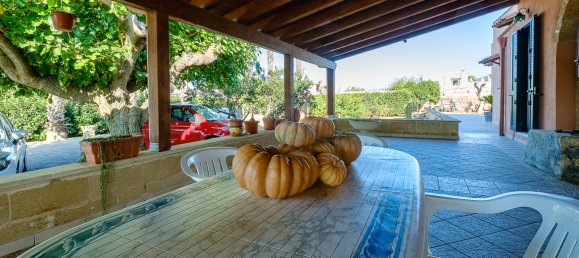 Villa de 4 dormitorios en Sannicola, Italy No. 231381 34