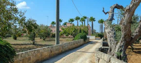 Villa de 4 dormitorios en Sannicola, Italy No. 231381 6