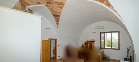 Villa de 4 dormitorios en Sannicola, Italy No. 231381 14