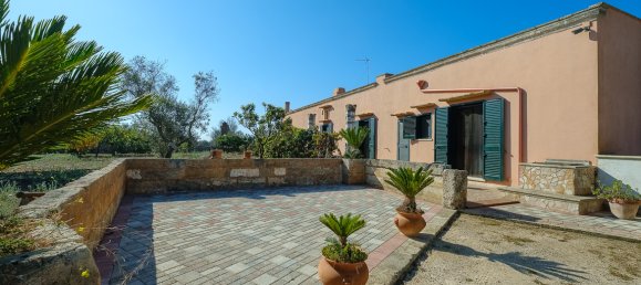 Villa de 4 dormitorios en Sannicola, Italy No. 231381 28