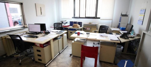 5-Zimmer Lagerhaus in Caronno Pertusella, Italy, Nr. 316976 7