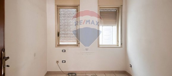 5 rooms Apartment in Messina, Italy No. 53505 5