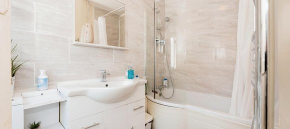 Casa de 4 dormitorios en London, United Kingdom No. 10503 26