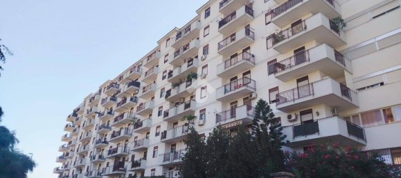 2 bedrooms Apartment in Palermo, Italy No. 335159 12