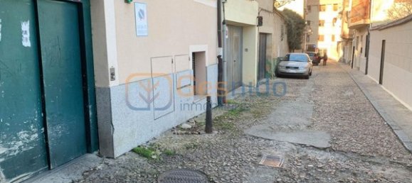  مرآب في Segovia, Spain رقم 128838 4