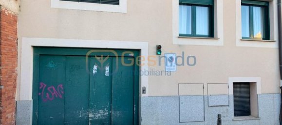  مرآب في Segovia, Spain رقم 128838 5