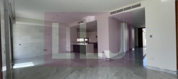 4 bedrooms Villa in Saadiyat Island, UAE No. 53885 11