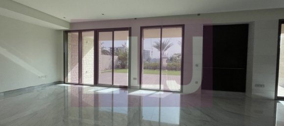 4 bedrooms Villa in Saadiyat Island, UAE No. 53885 6