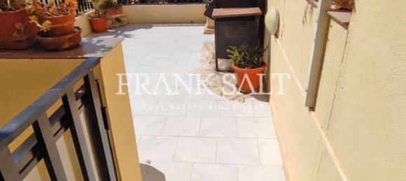 2 bedrooms Maisonette in Mosta, Malta No. 8355 4