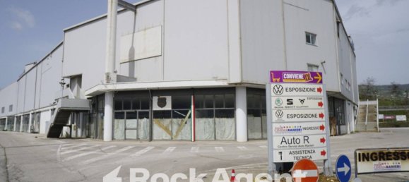 Gewerbliche Immobilie in Tito, Italy 6000m², Nr. 296450 7