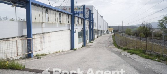 Gewerbliche Immobilie in Tito, Italy 6000m², Nr. 296450 5