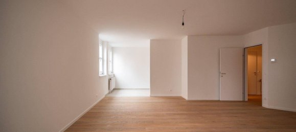 Estudio en Wahring, Austria No. 154017 2