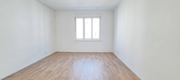 3 rooms Apartment in Wahring, Austria No. 131940 2