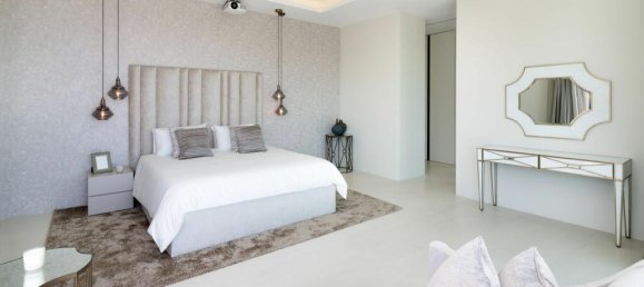 5 Schlafzimmer Villa in Marbella, Spain, Nr. 73052 8