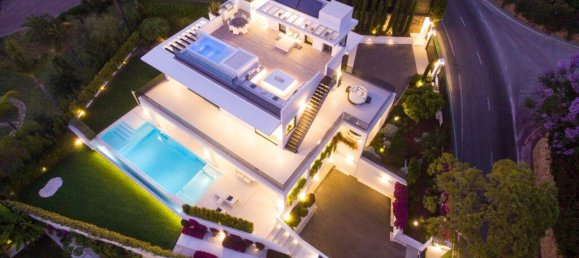 5 Schlafzimmer Villa in Marbella, Spain, Nr. 73052 21