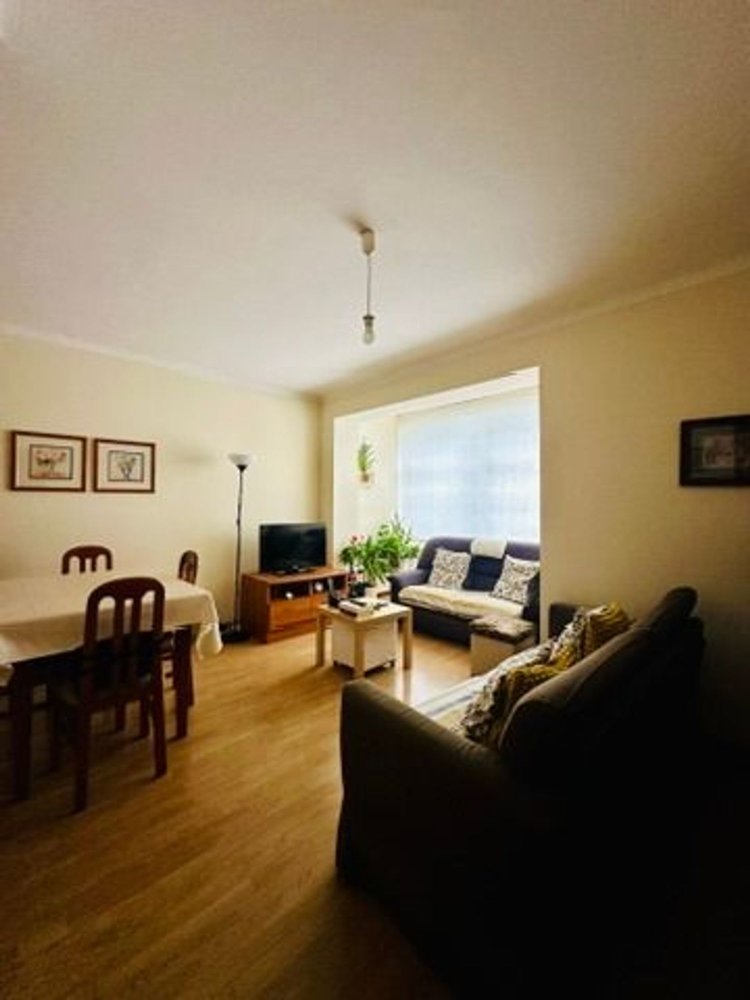 3 bedrooms Apartment in Porto, Portugal No. 223411