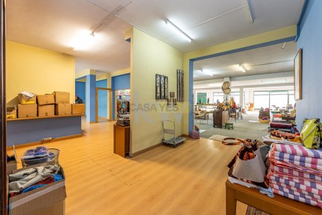 501m² Commercial property in Senhora da Hora, Portugal No. 131211