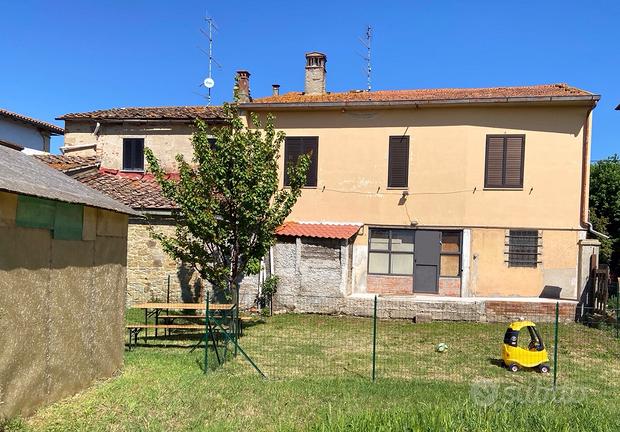 Villa de 6 habitaciónes en Arezzo, Italy No. 281806