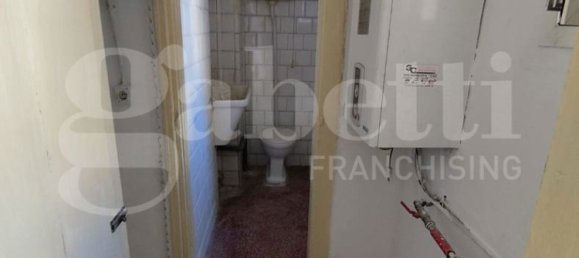 3 bedrooms Apartment in Taranto, Italy No. 293934 10