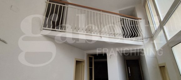 3 bedrooms Apartment in Taranto, Italy No. 293934 12