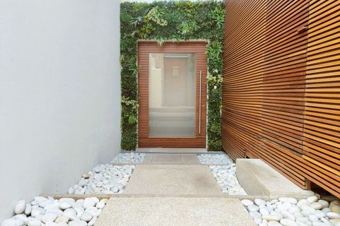 3 bedrooms House in Porto, Portugal No. 205180