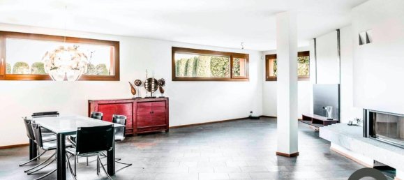 8 rooms Villa in Arcisate, Italy No. 39337 20