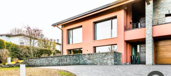 8 rooms Villa in Arcisate, Italy No. 39337 10