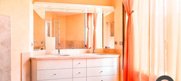 8 rooms Villa in Arcisate, Italy No. 39337 47