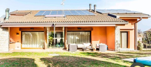 8 rooms Villa in Arcisate, Italy No. 39337 7