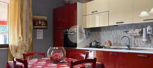 Квартира с 4 комнатами в Сассари, Италия № 38373 6