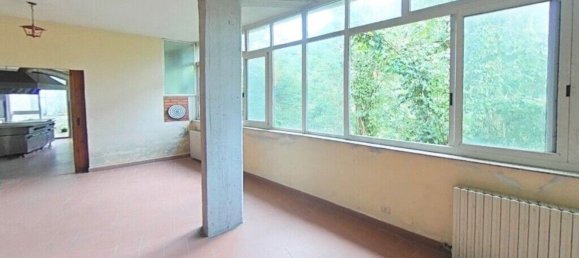 Дом с 10 комнатами в Личчана Нарди, Италия № 102089 4