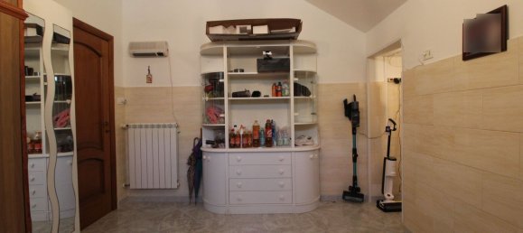 3 bedrooms House in Mesagne, Italy No. 327815 13