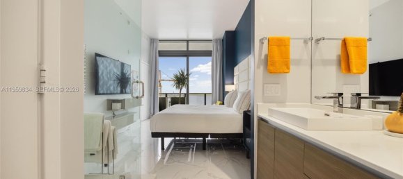 5 غرف نوم عقار تجاري في Miami, USA رقم 615796 12
