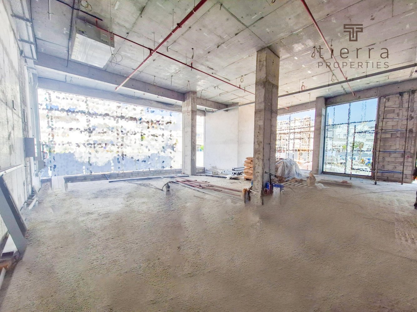 520.3m² Shop in Al Satwa, UAE No. 41593