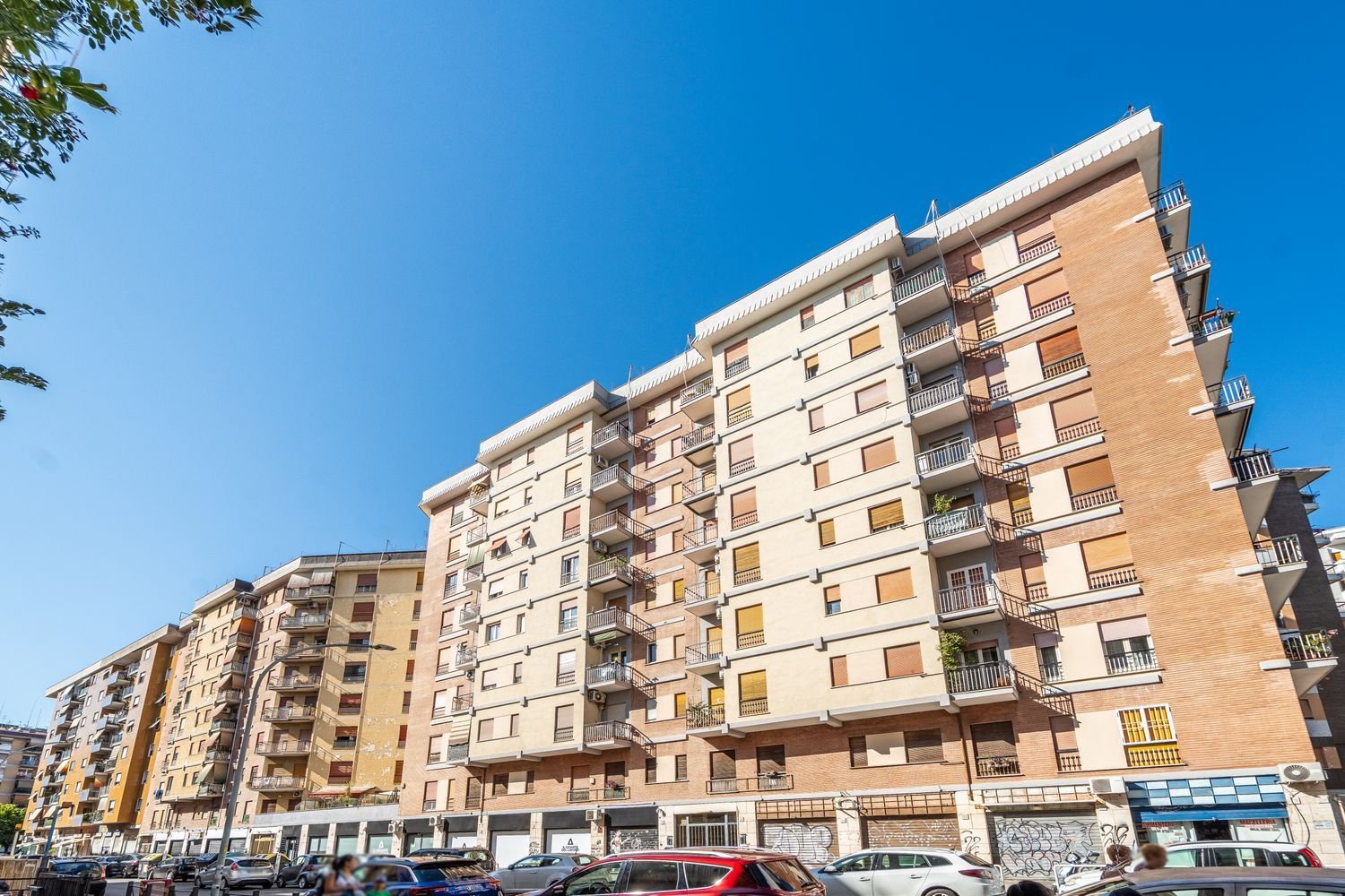 3 rooms Apartment in Rome, Italy No. 280445