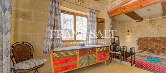 4 bedrooms Farm in Gharb, Malta No. 827 18