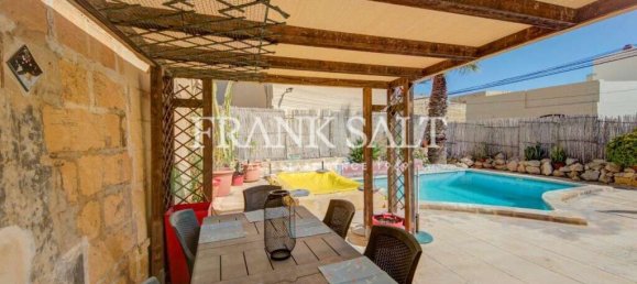 4 bedrooms Farm in Gharb, Malta No. 827 3