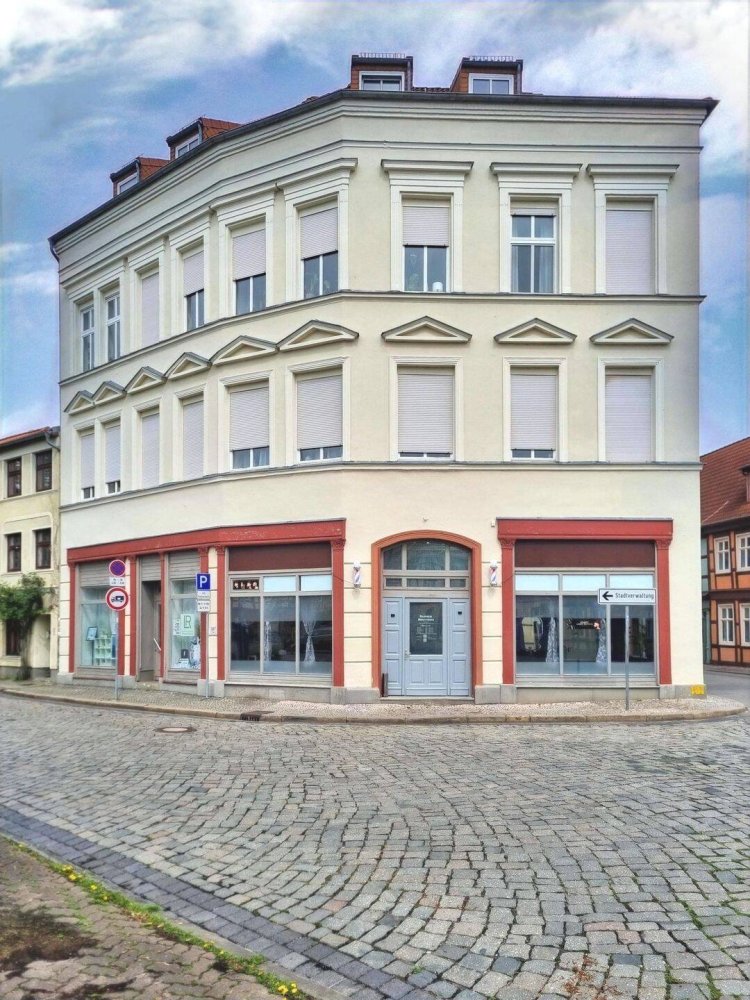 Здание 270м² в Зальцведель, Германия № 311205