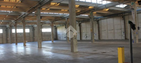 5763m² Warehouse in Luzzara, Italy No. 60478 20